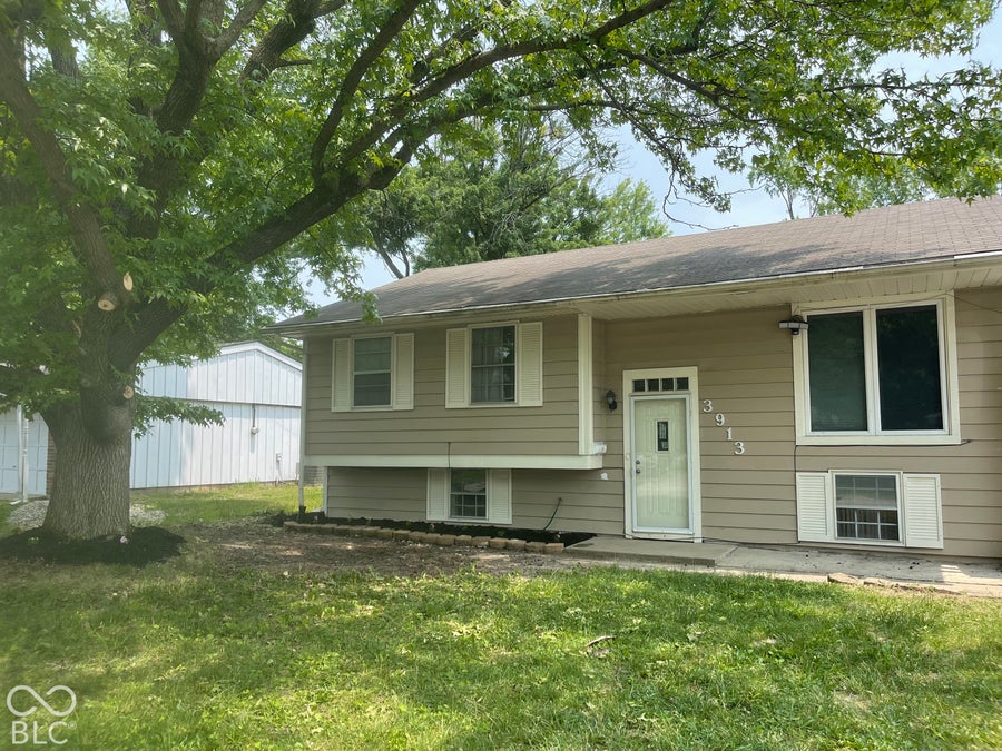 Property photo for 3913 Eisenhower Drive, Indianapolis, IN