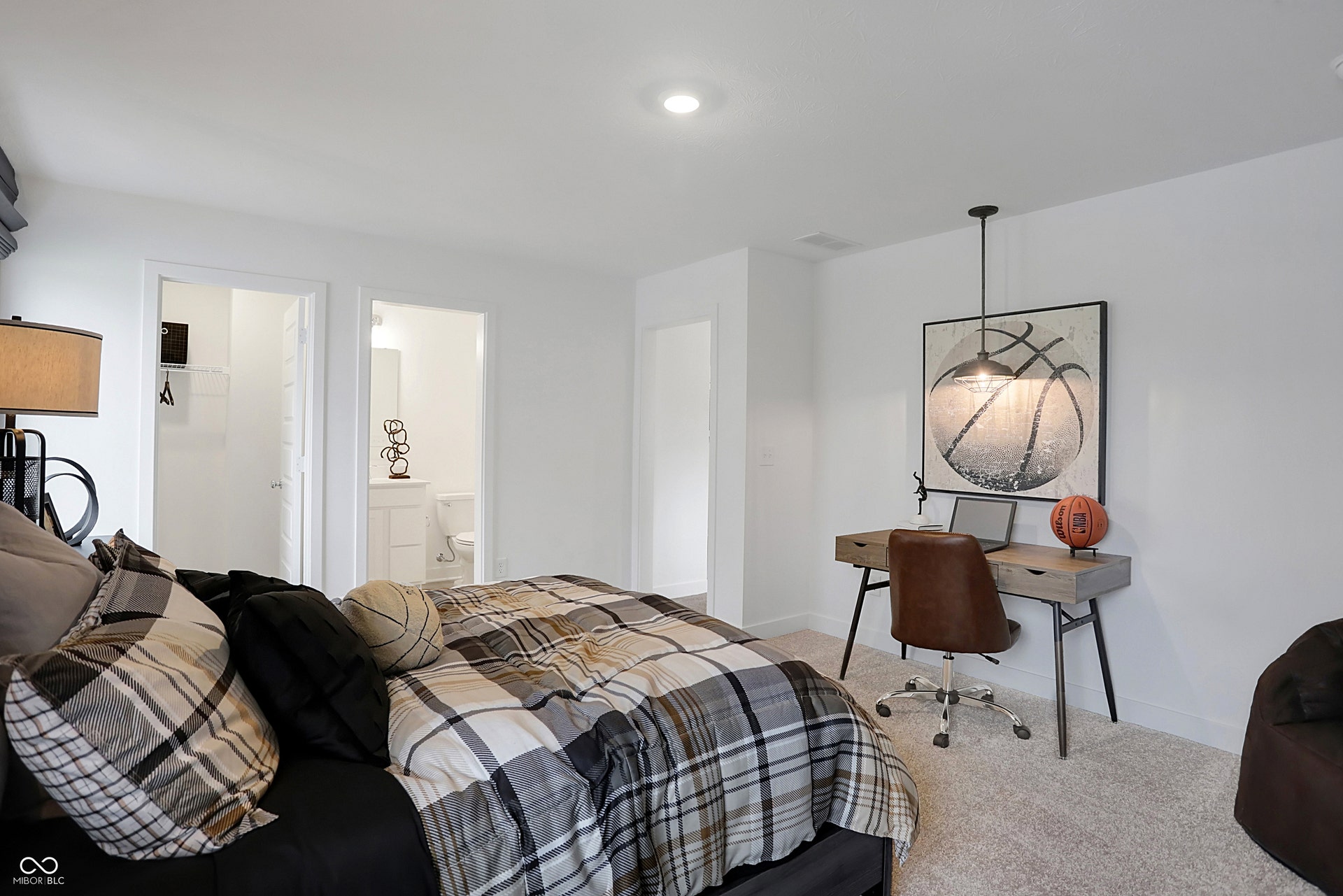 8676 Bauchert Street, Fortville, IN 46040