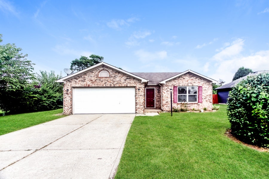 Property photo for 84 Longfellow Lane, Greenfield, IN