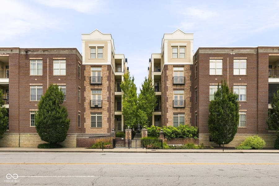Property photo for 450 E Ohio Street, Indianapolis, IN