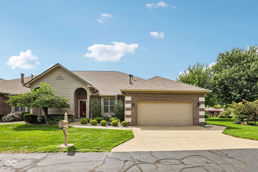 Property photo for 8936 Stonegate Way, Indianapolis, IN