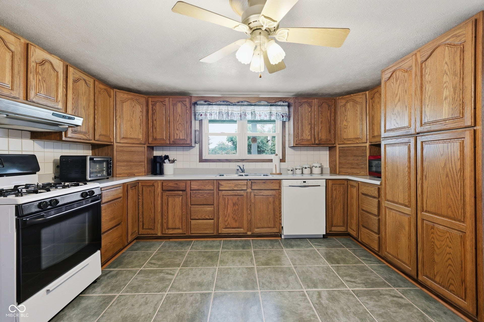 5023 E County Road 400 S S, Greencastle, IN 46135