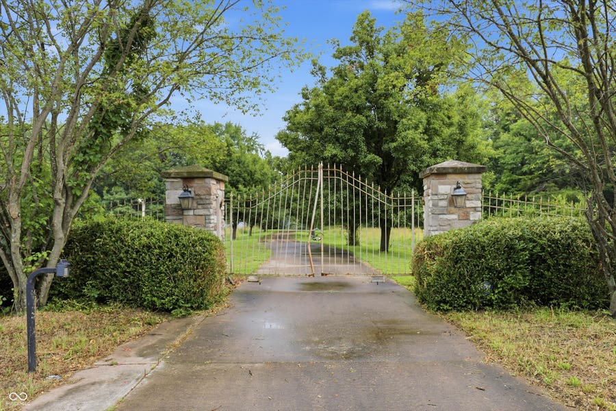 Property photo for 1577 E State Road 42, Center Point, IN