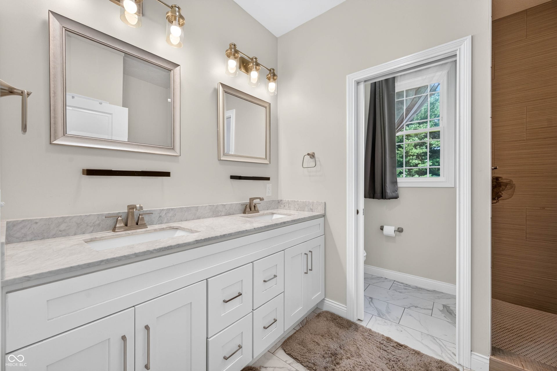 2981 Daylily Drive, Columbus, IN 47201
