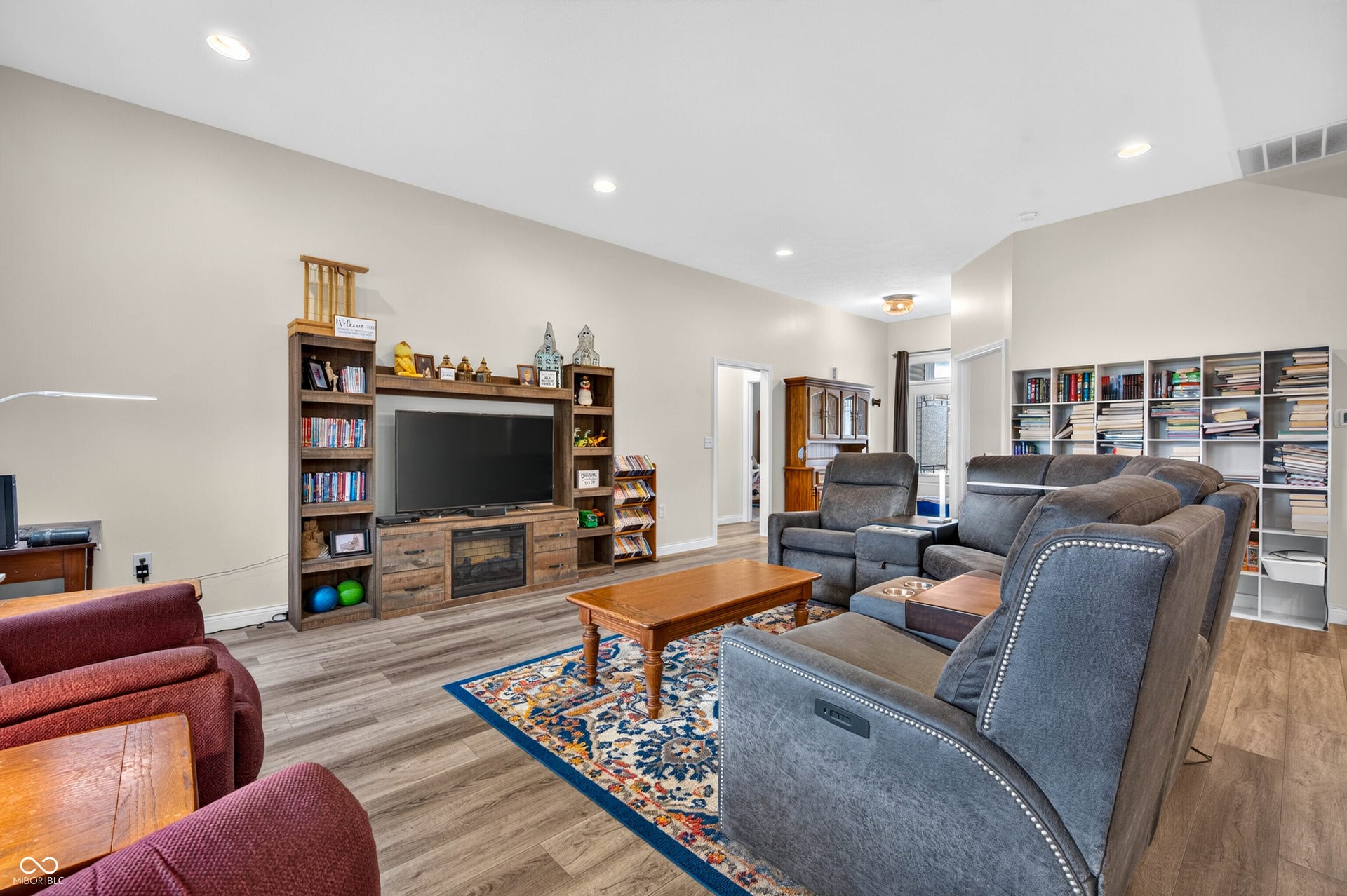 2981 Daylily Drive, Columbus, IN 47201