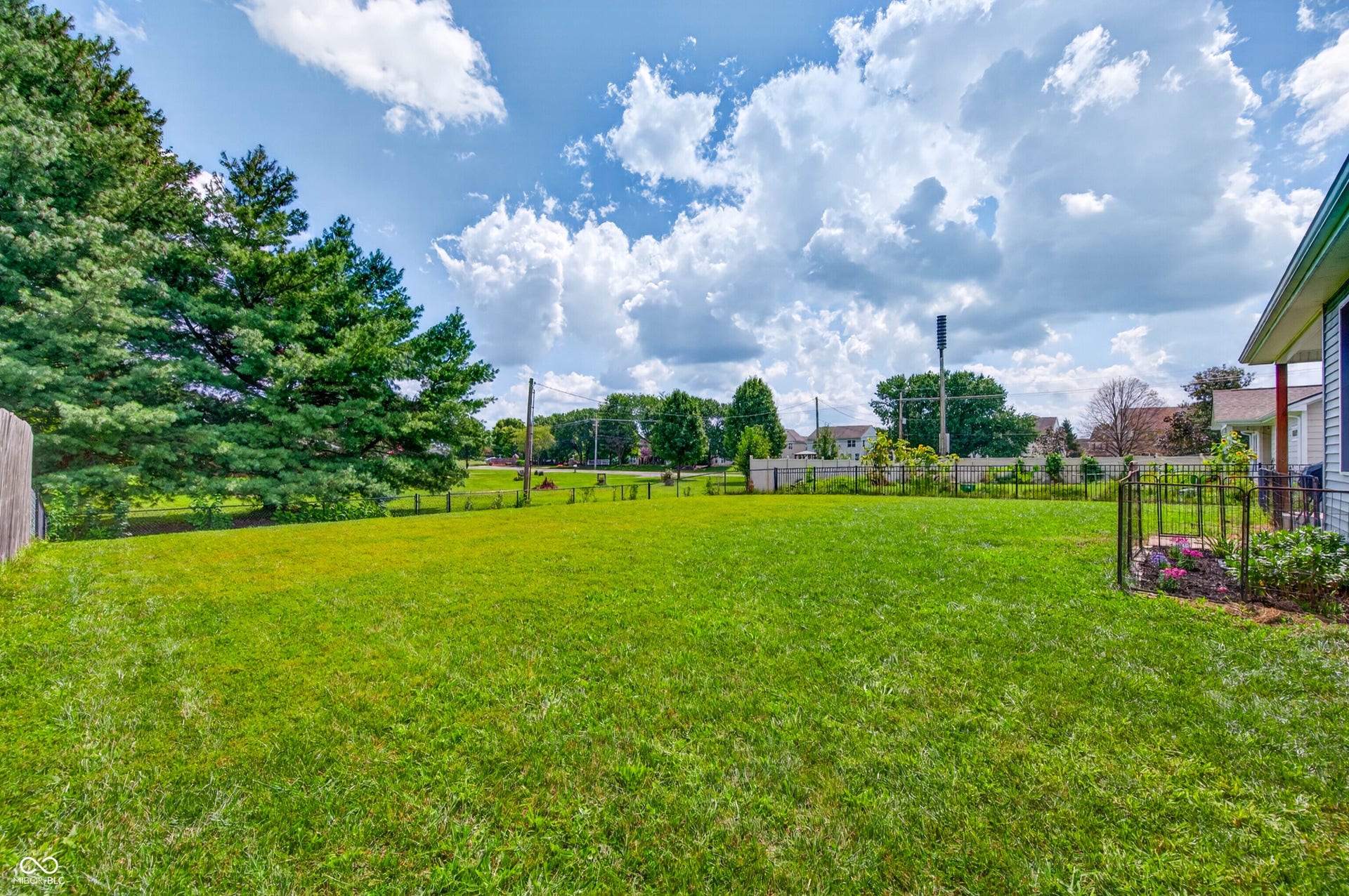2981 Daylily Drive, Columbus, IN 47201