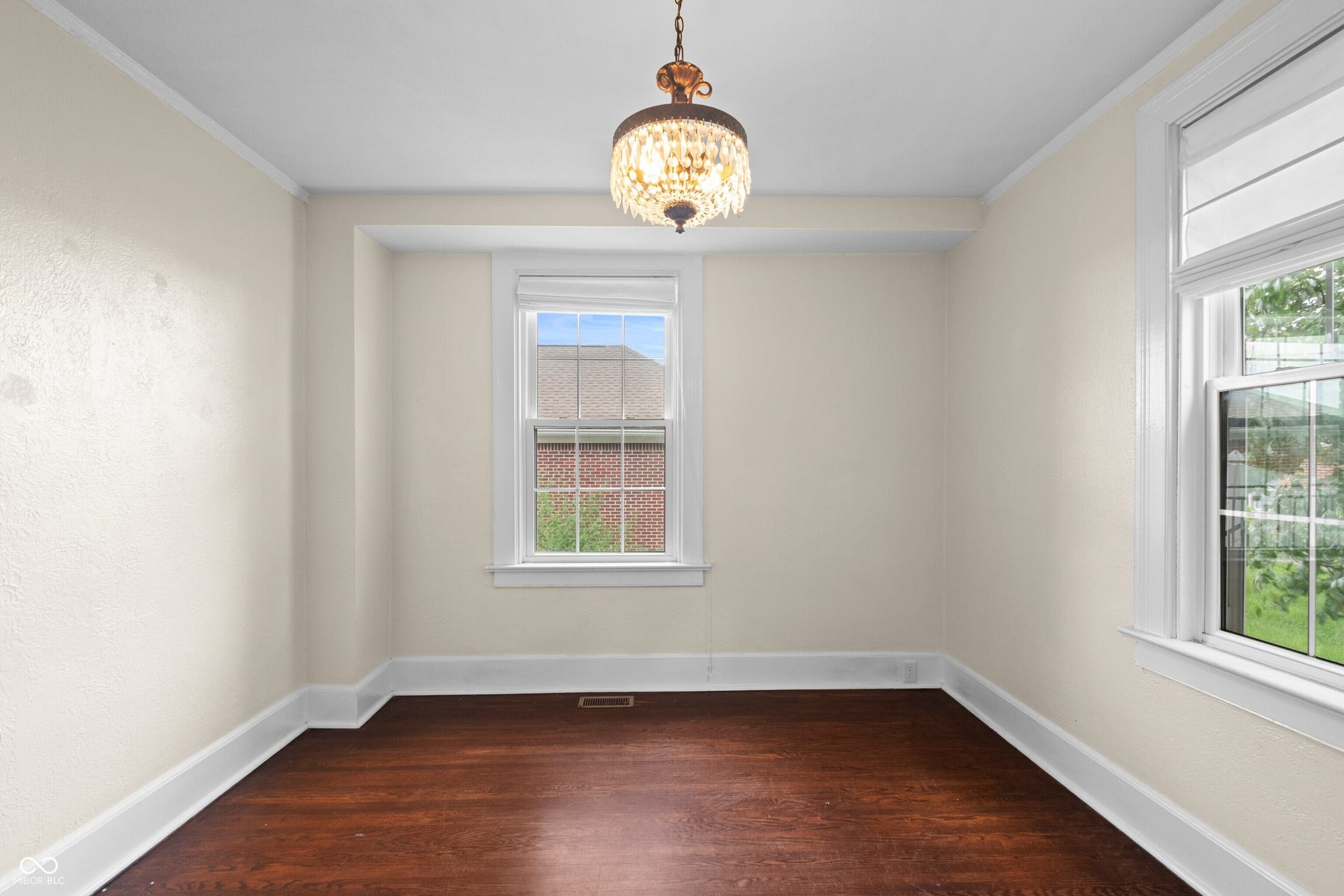 8526 E 56th Street, Indianapolis, IN 46216