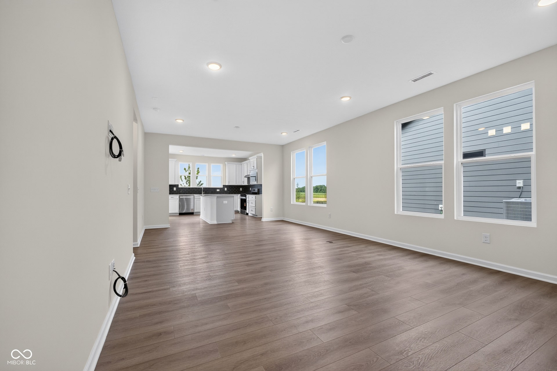 3200 Balsamroot Drive, Greenwood, IN 46143