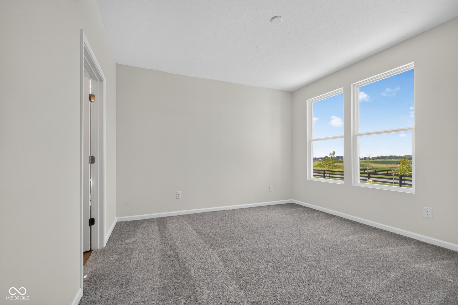 3200 Balsamroot Drive, Greenwood, IN 46143