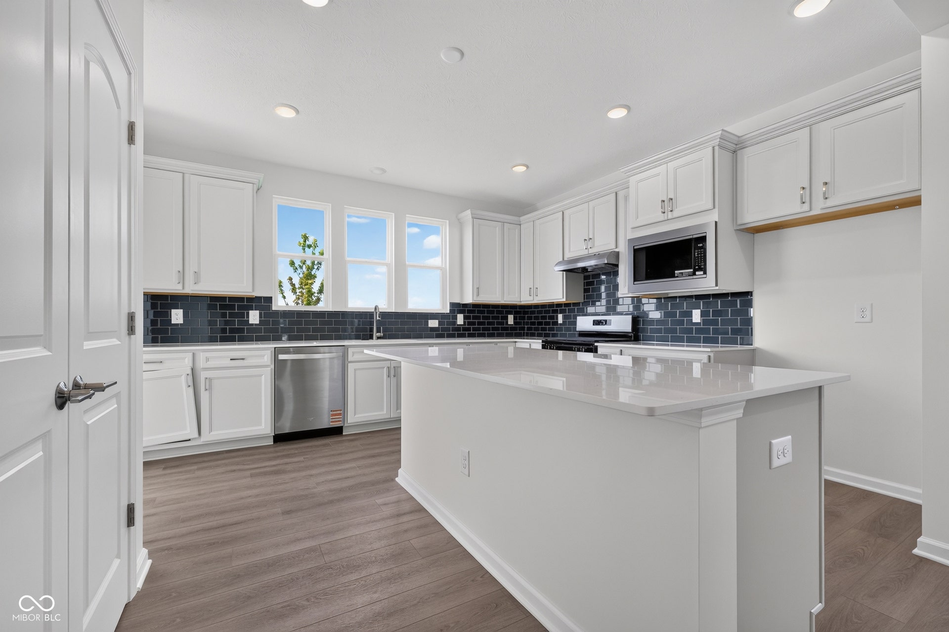 3200 Balsamroot Drive, Greenwood, IN 46143