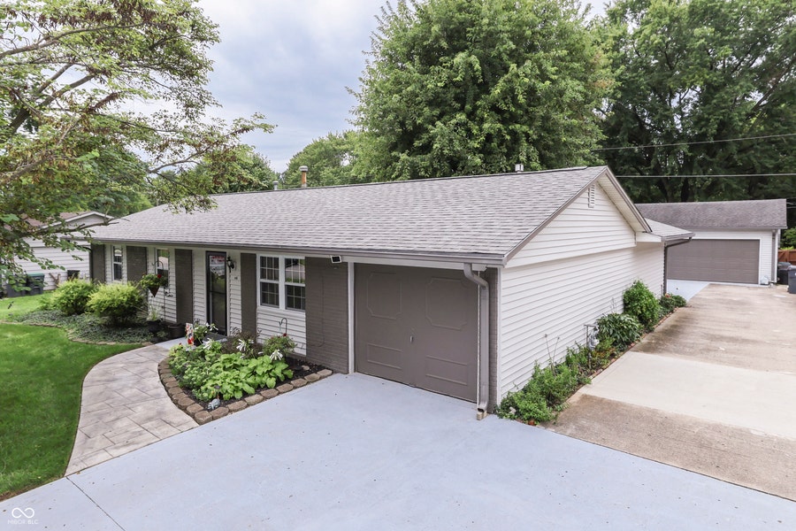Property photo for 68 Kensington Park Road, Greenwood, IN