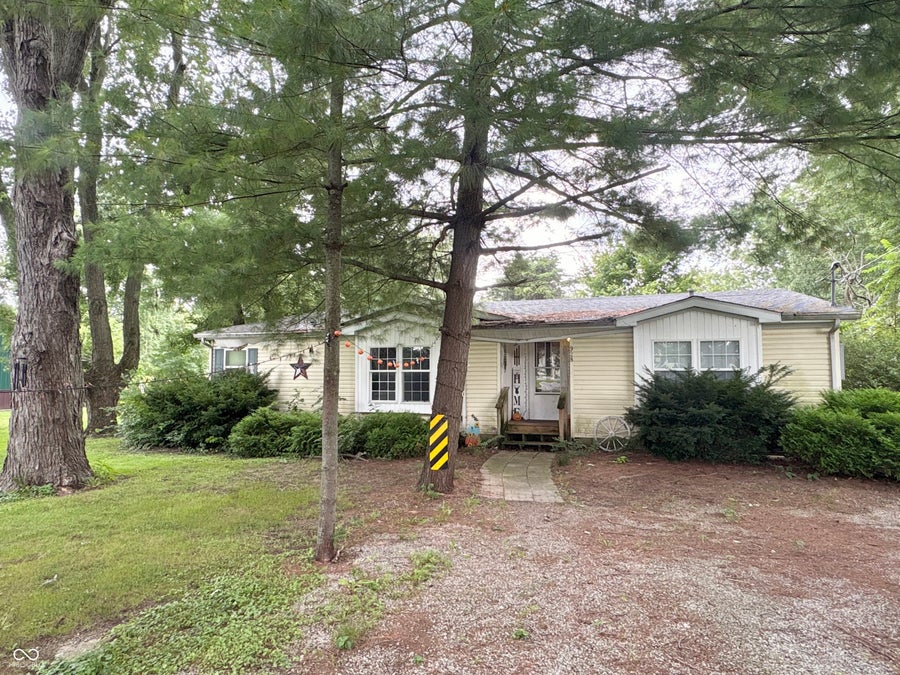 Property photo for 928 S Broadway Street, Pendleton, IN