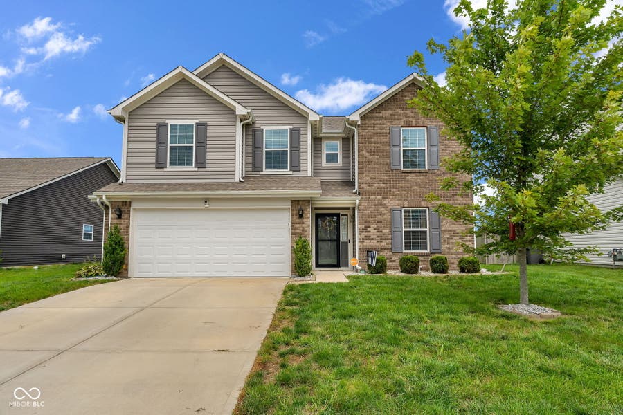 Property photo for 670 Albermarle Drive, Pittsboro, IN