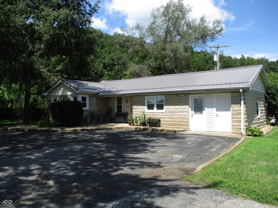 Property photo for 2576 Old State Road 37 Road S, Martinsville, IN