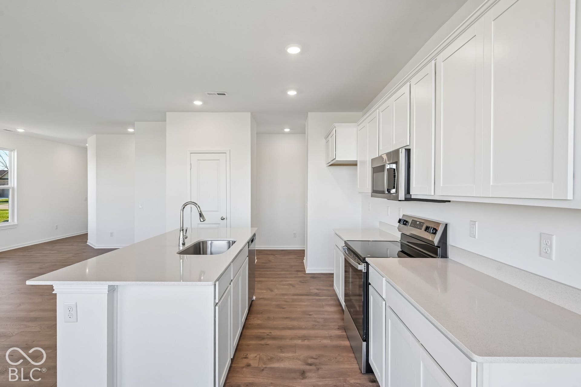 240 Hunter's Ridge Drive - Ready Now