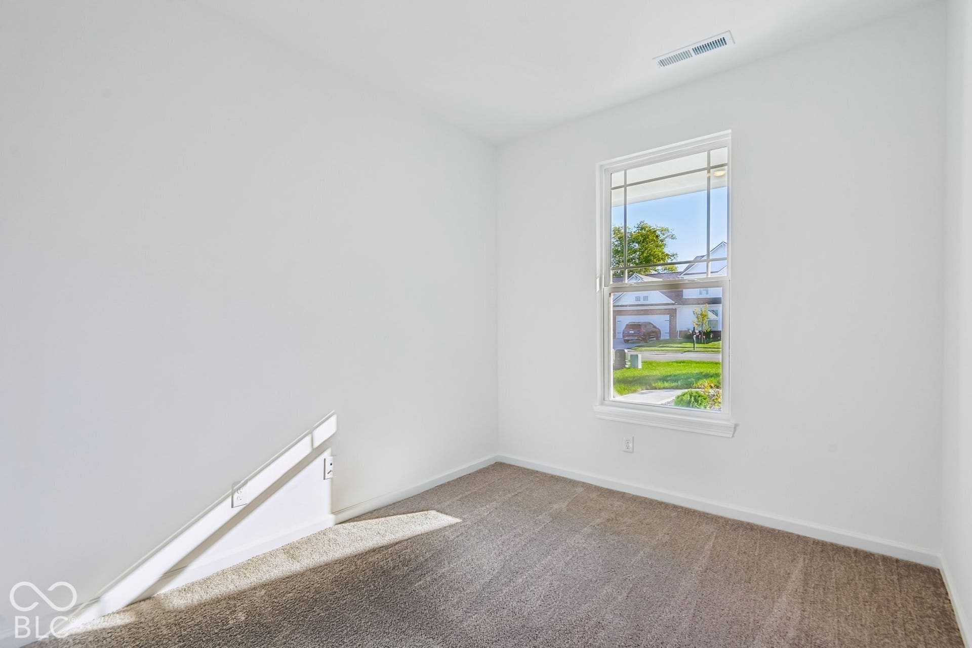 240 Hunter's Ridge Drive - Ready Now