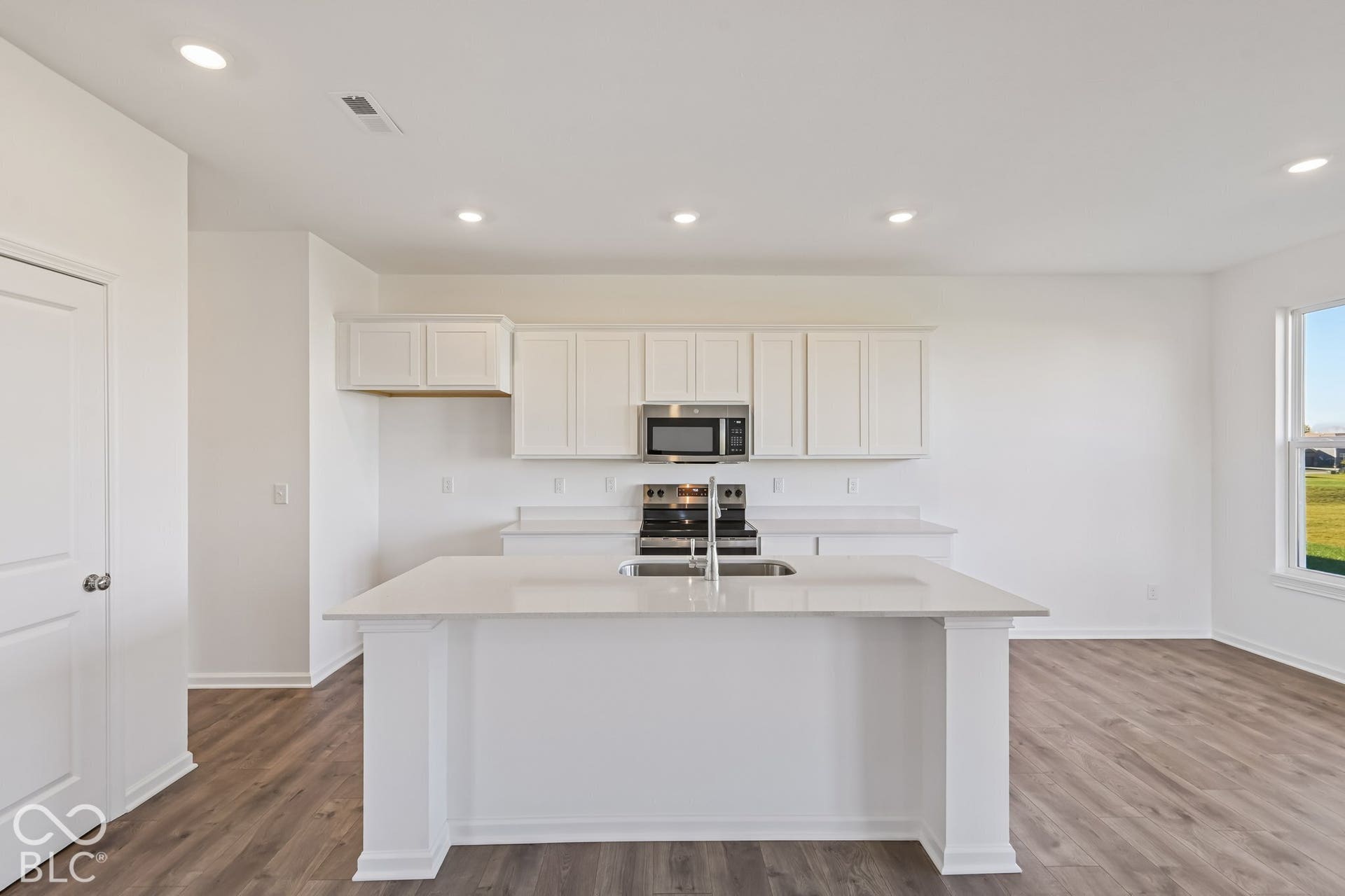 240 Hunter's Ridge Drive - Ready Now