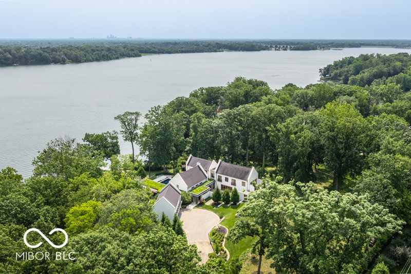 Property photo for 5215 Green Braes East Drive, Indianapolis, IN