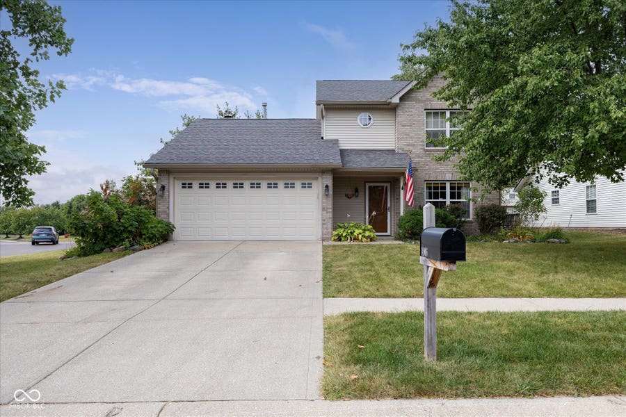Property photo for 14906 Copper Tree Way, Carmel, IN