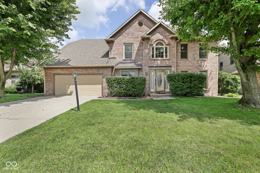 Property photo for 7813 Santolina Drive, Indianapolis, IN