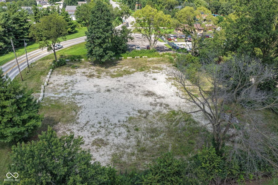 Property photo for 17090 River Road, Noblesville, IN