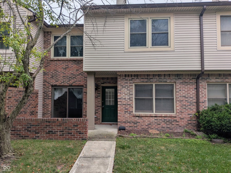 Property photo for 9464 Maple Way, Indianapolis, IN