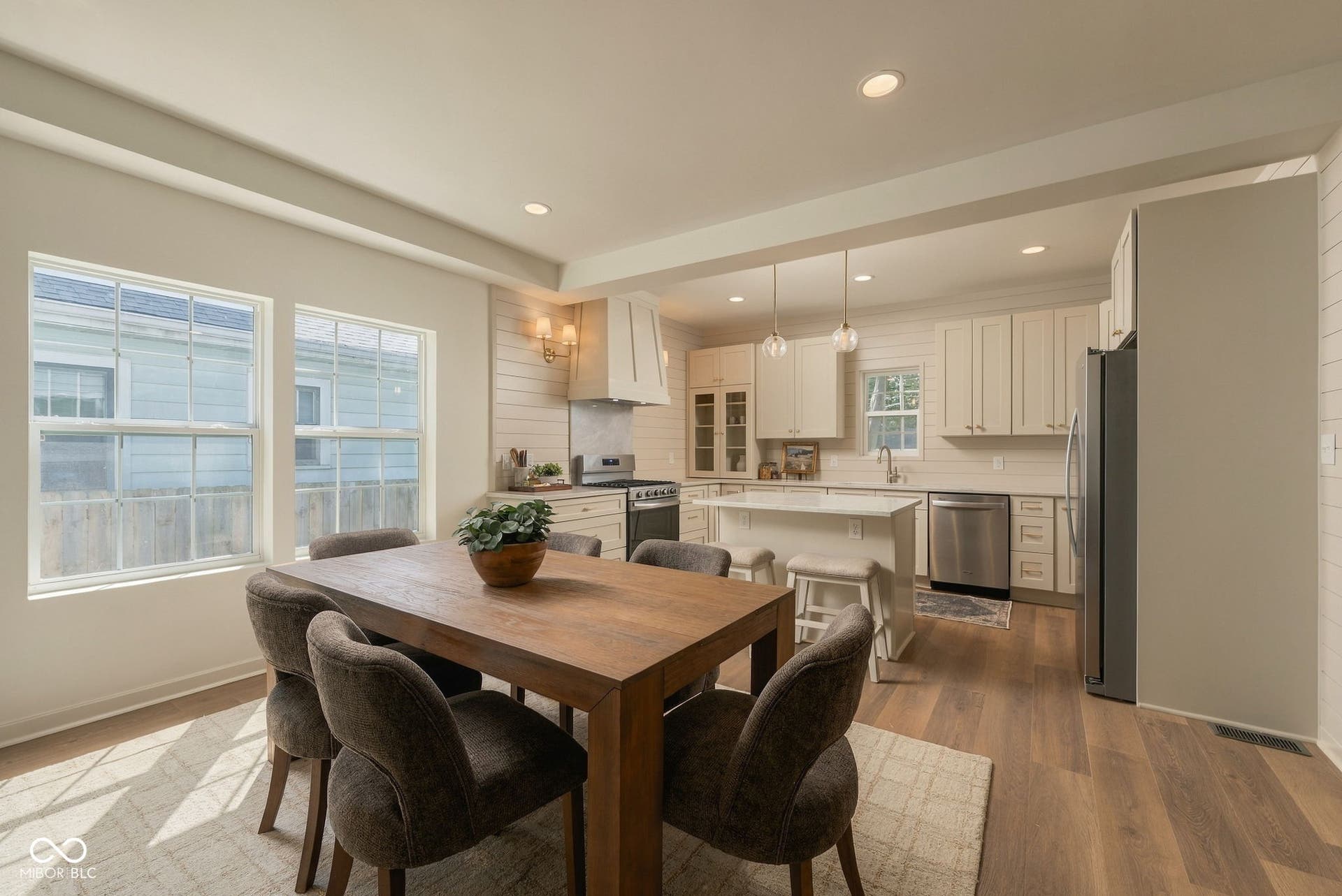 5026 Winthrop Avenue, Indianapolis, IN 46205