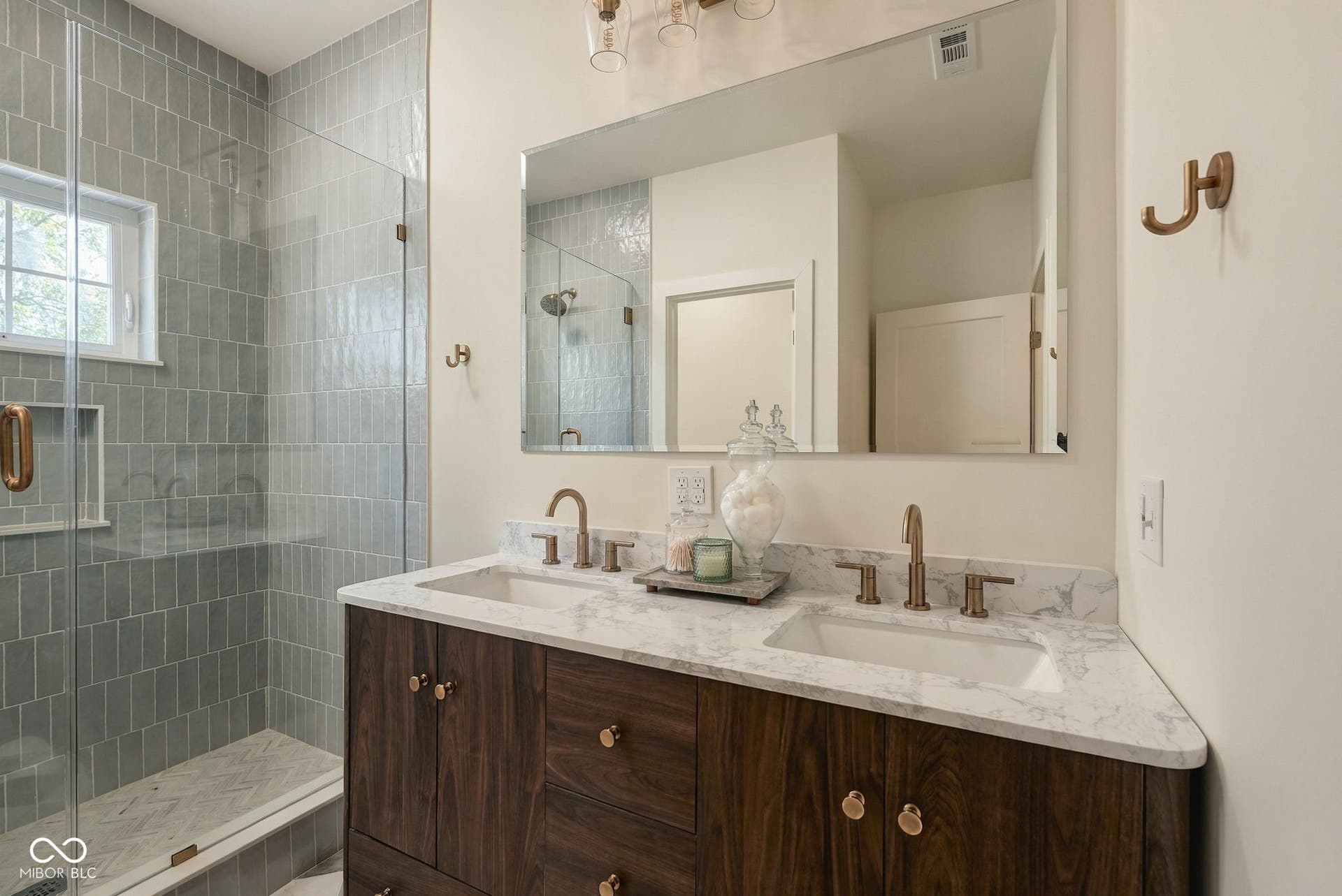 5026 Winthrop Avenue, Indianapolis, IN 46205