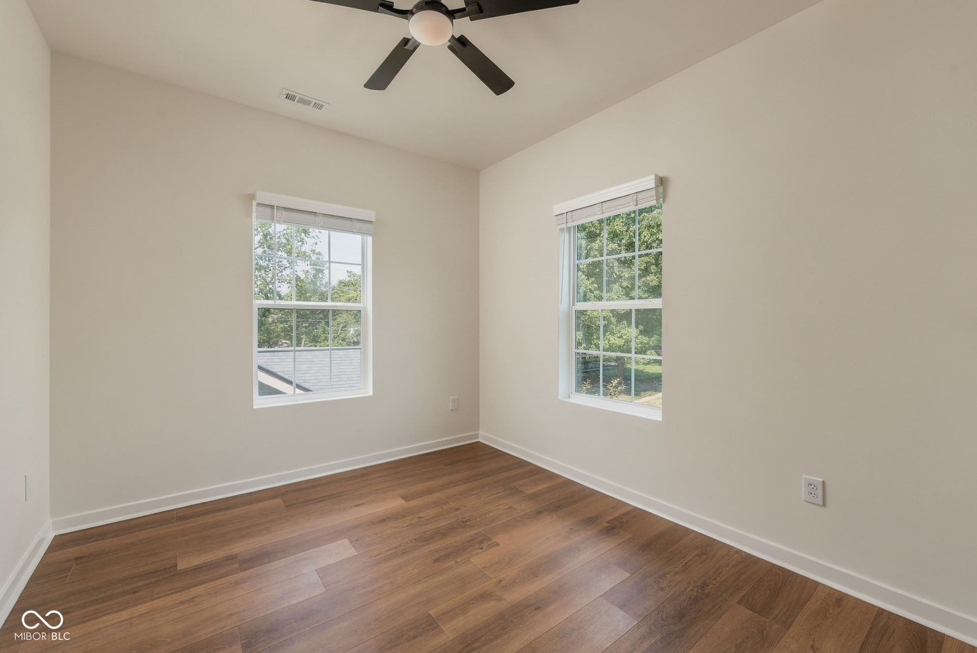 5026 Winthrop Avenue, Indianapolis, IN 46205