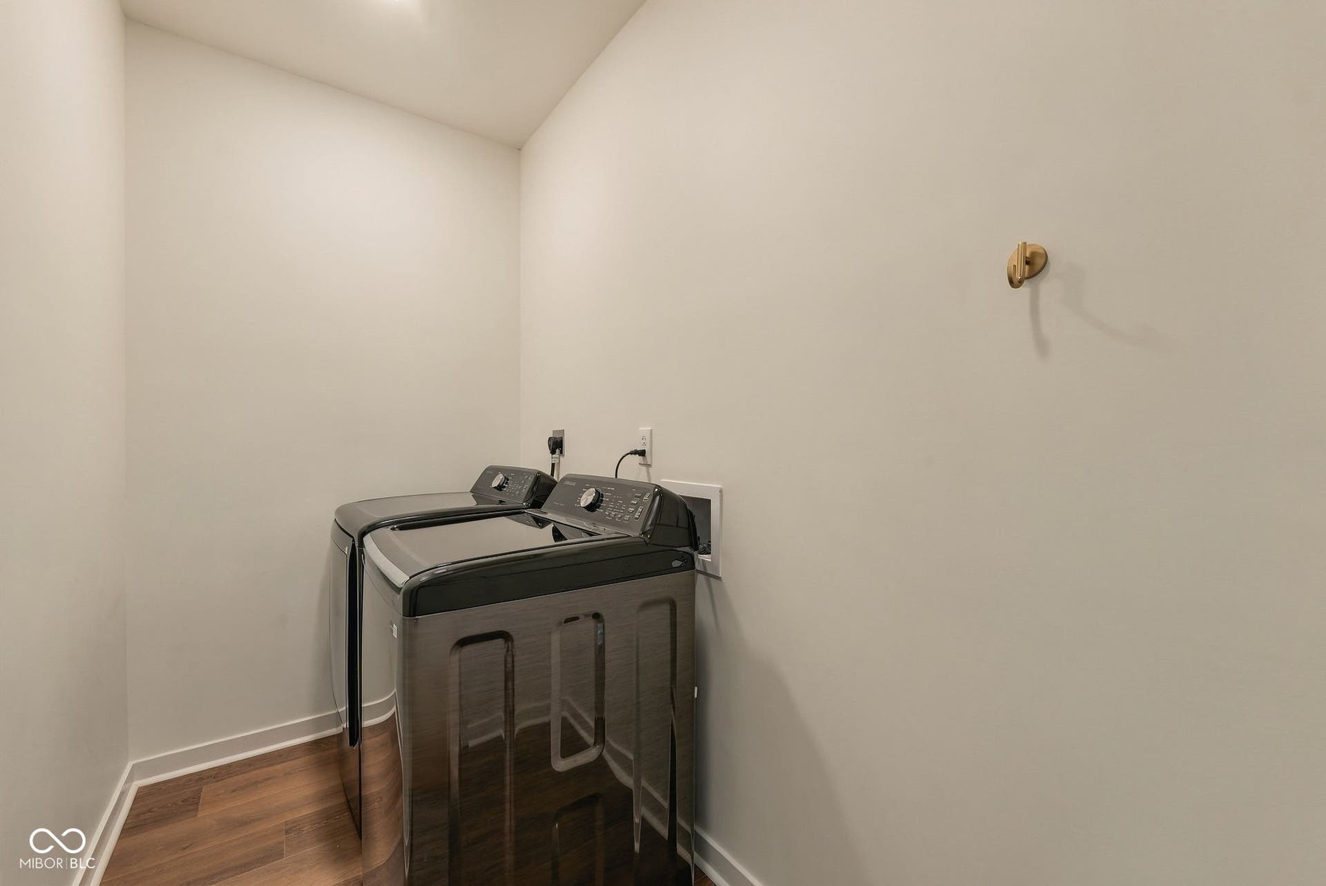 5026 Winthrop Avenue, Indianapolis, IN 46205