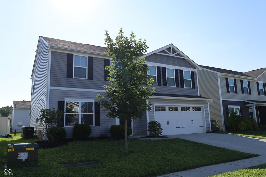 Property photo for 273 Campus Lane, Greenwood, IN