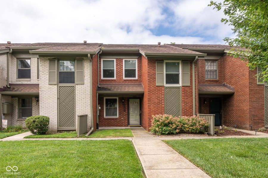 Property photo for 5262 Whisperwood Lane, Indianapolis, IN