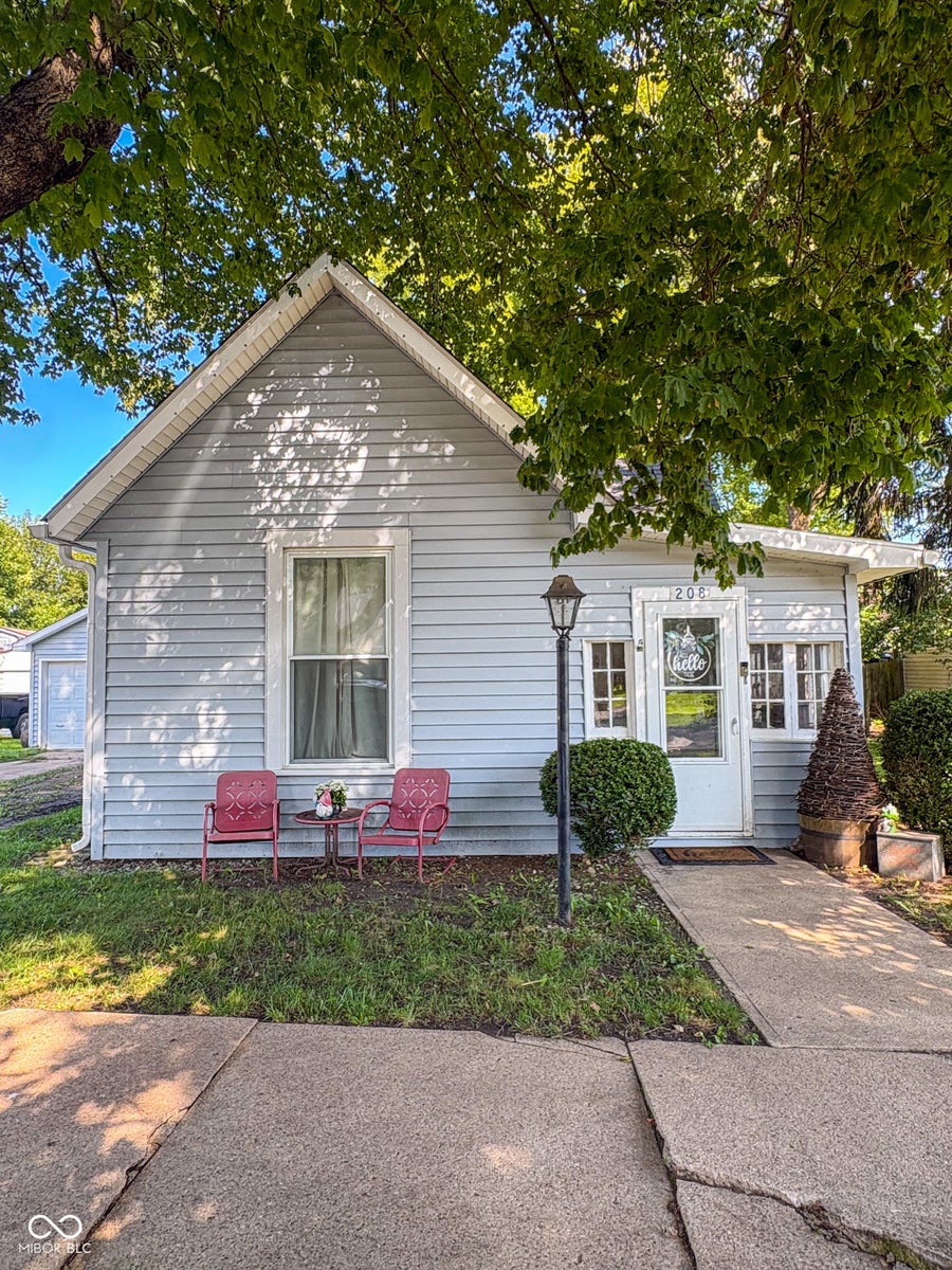 Property photo for 208 N White Street, Shirley, IN