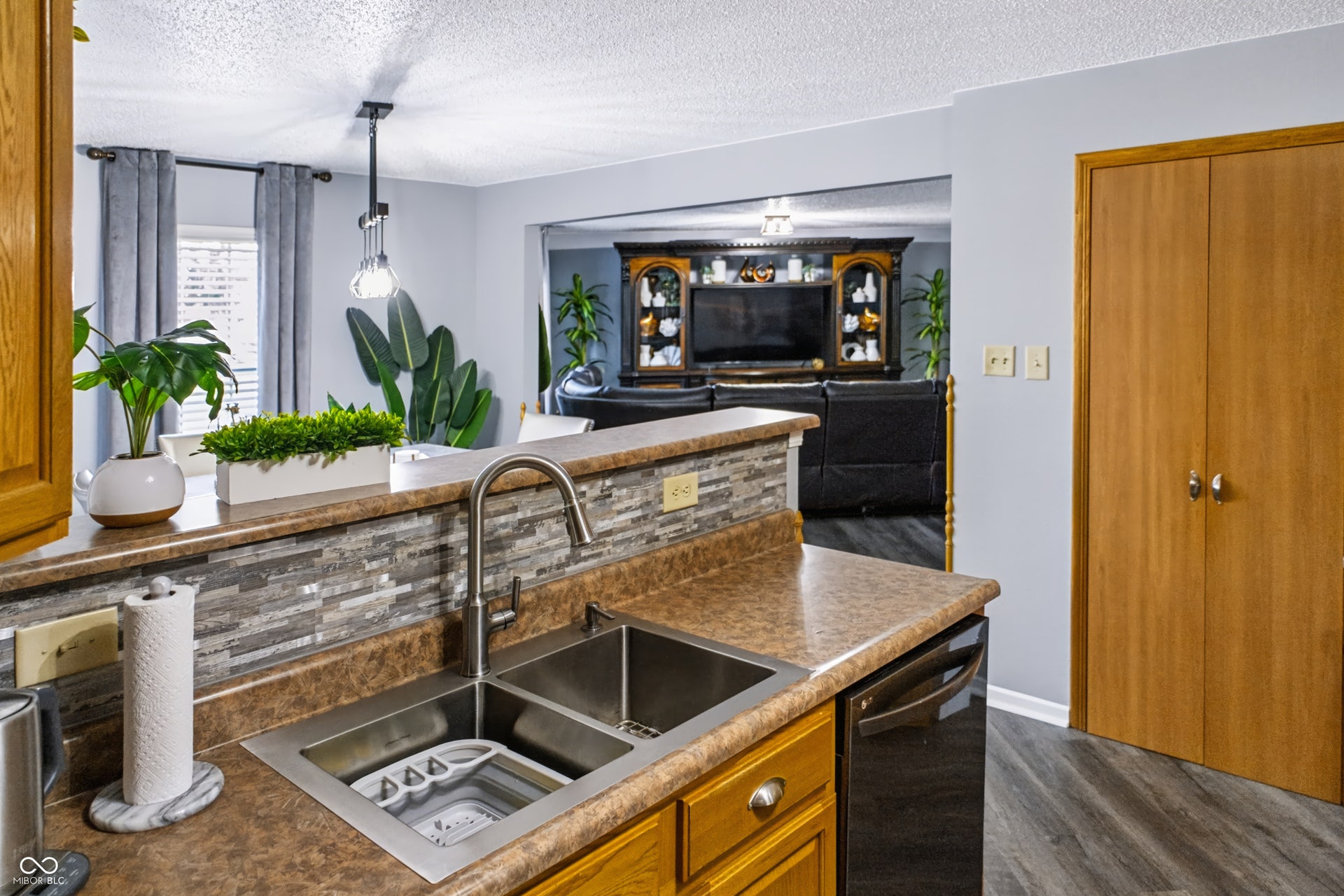 10934 Cyrus Drive, Indianapolis, IN 46231