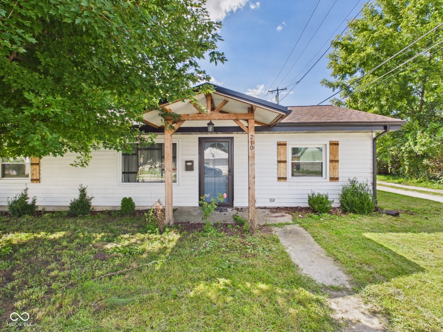 Property photo for 210 S 27th Street, Elwood, IN