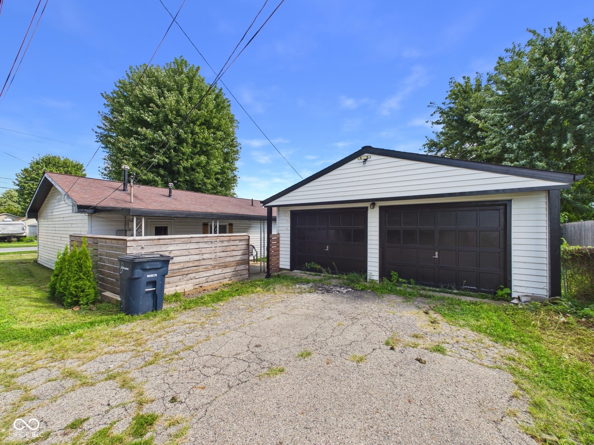 210 S 27th Street, Elwood, IN 46036
