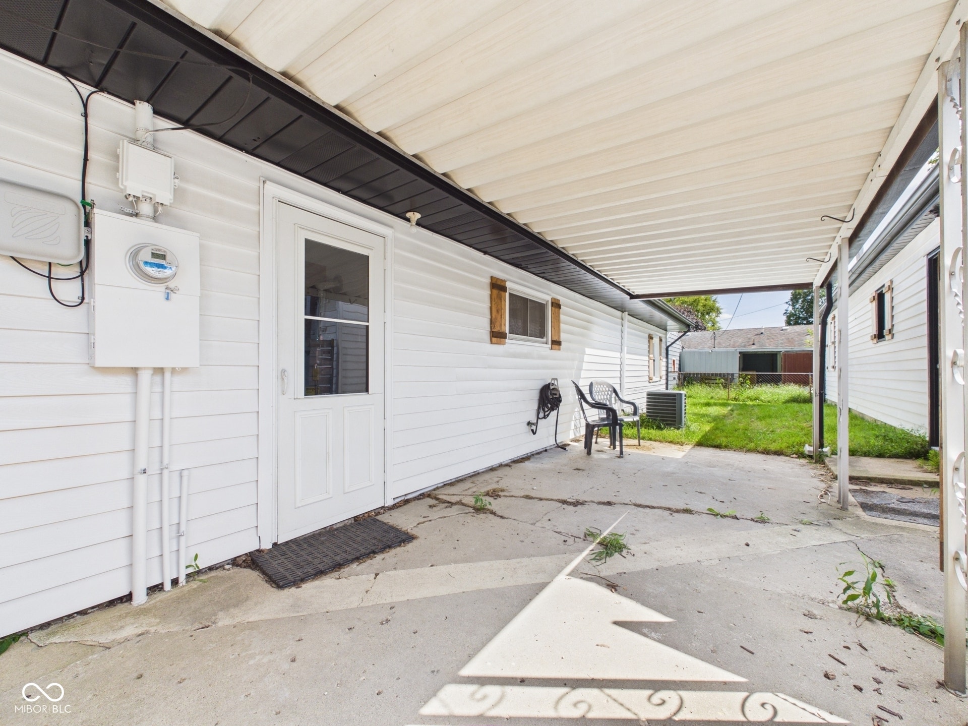 210 S 27th Street, Elwood, IN 46036