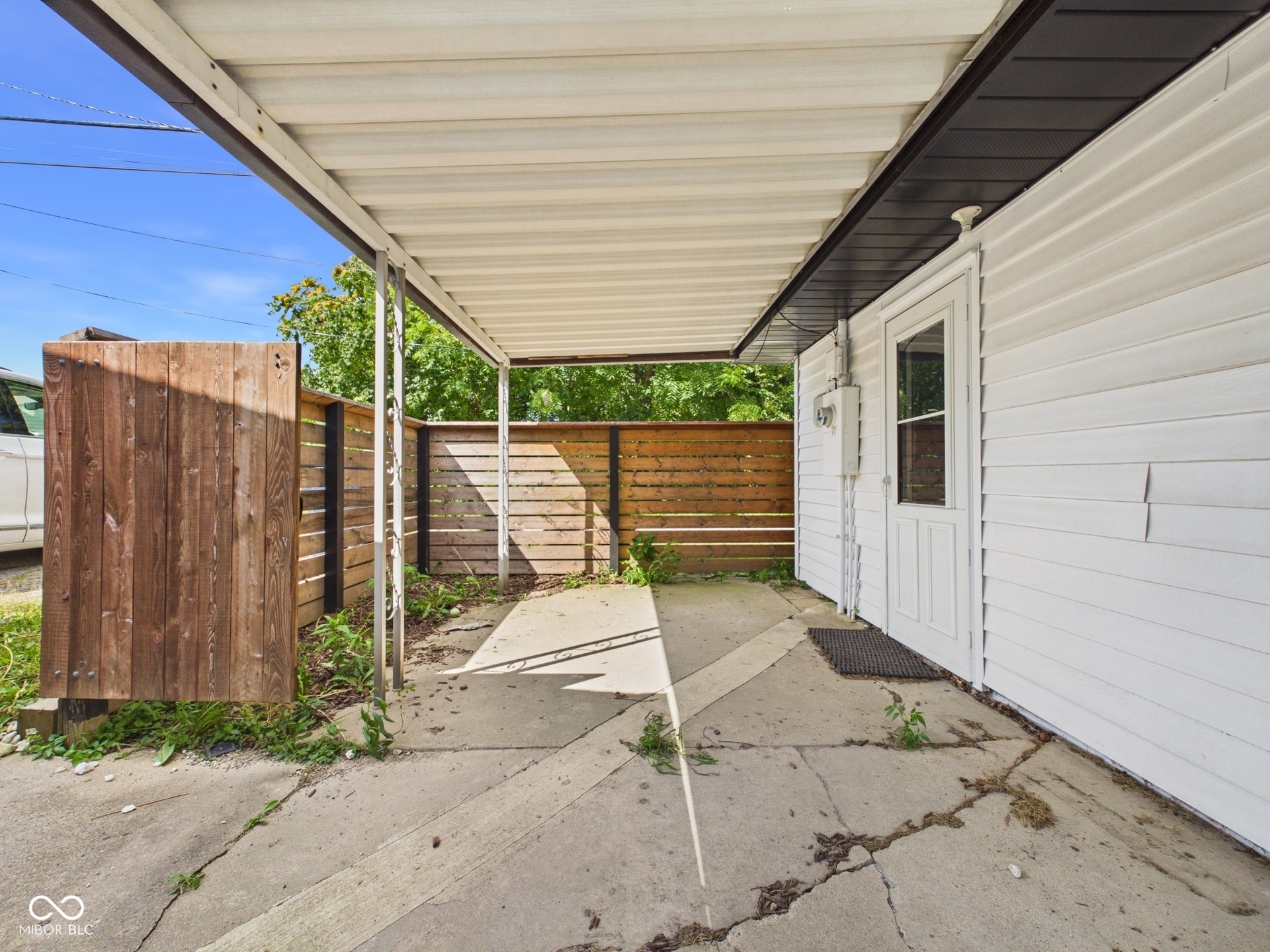 210 S 27th Street, Elwood, IN 46036