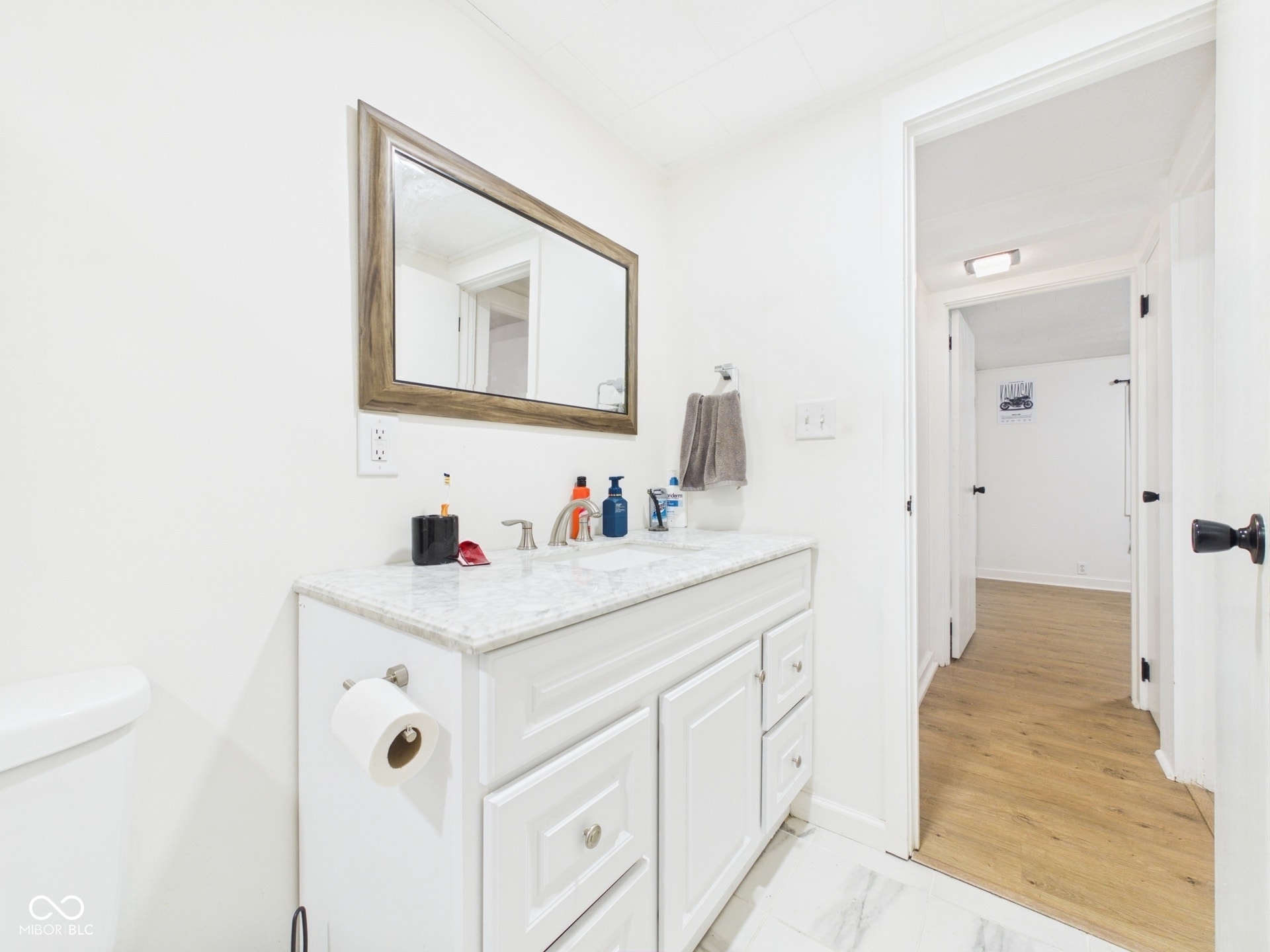 210 S 27th Street, Elwood, IN 46036
