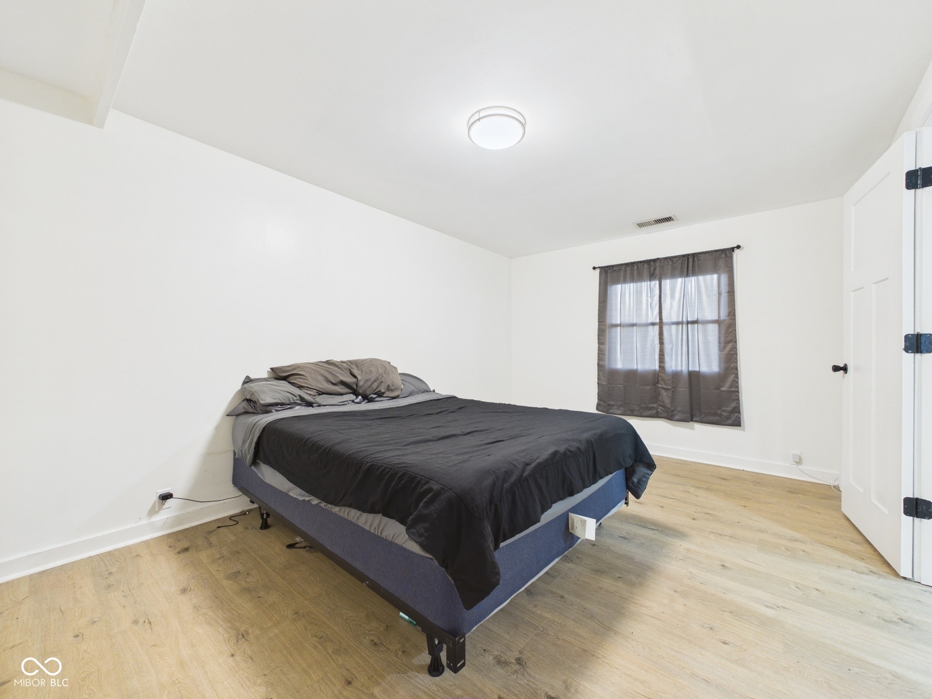 210 S 27th Street, Elwood, IN 46036