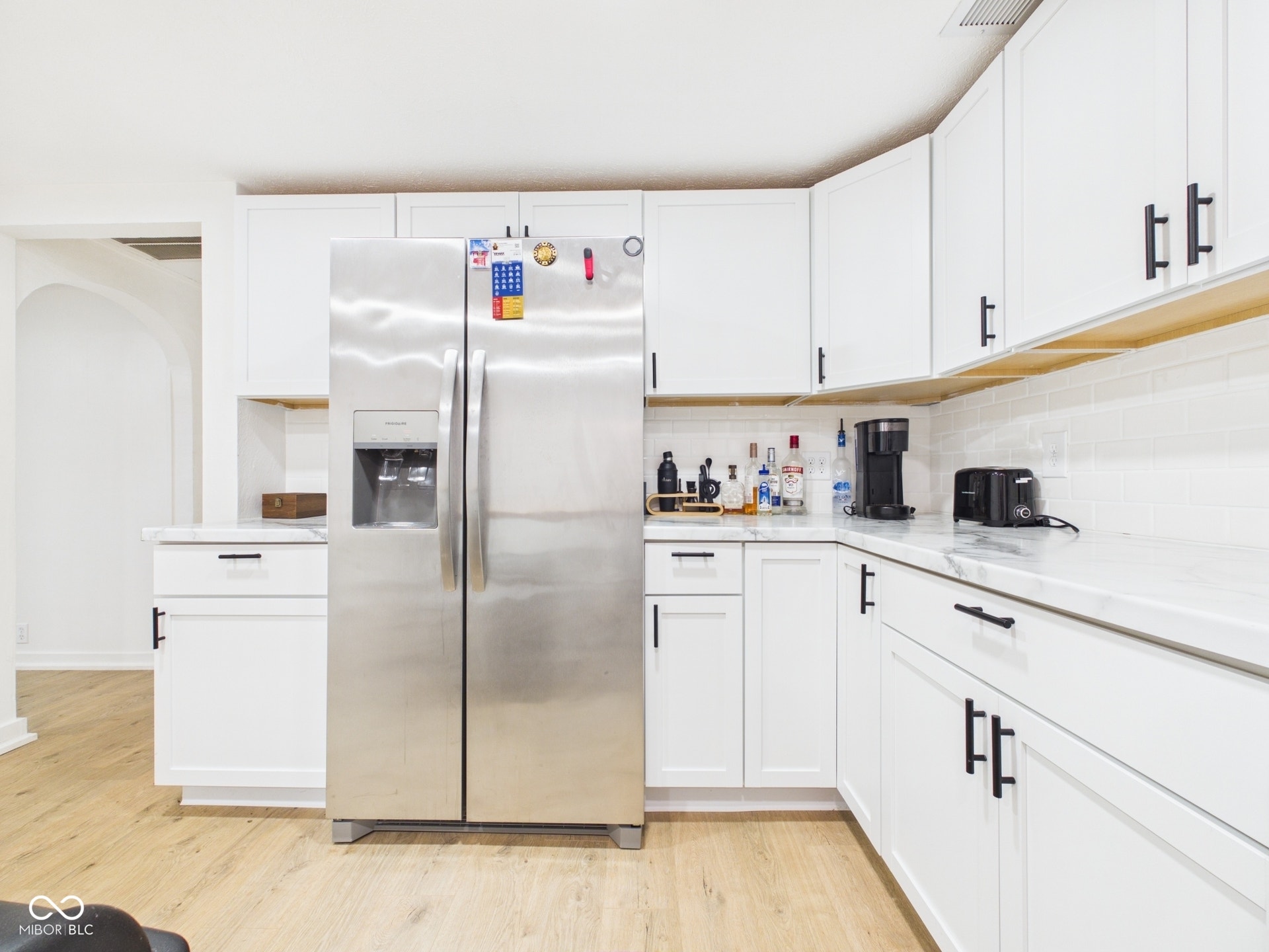 210 S 27th Street, Elwood, IN 46036