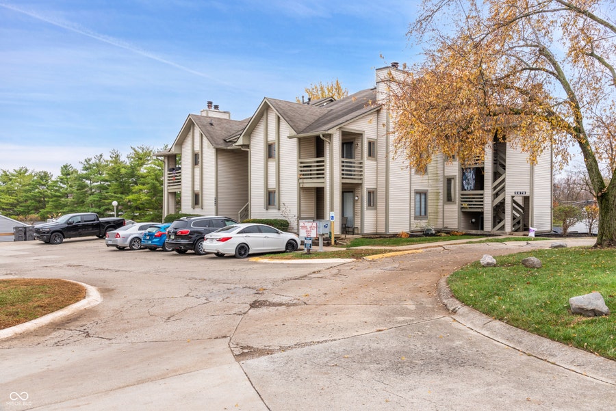 Property photo for 2999 Eagles Crest Circle, Indianapolis, IN