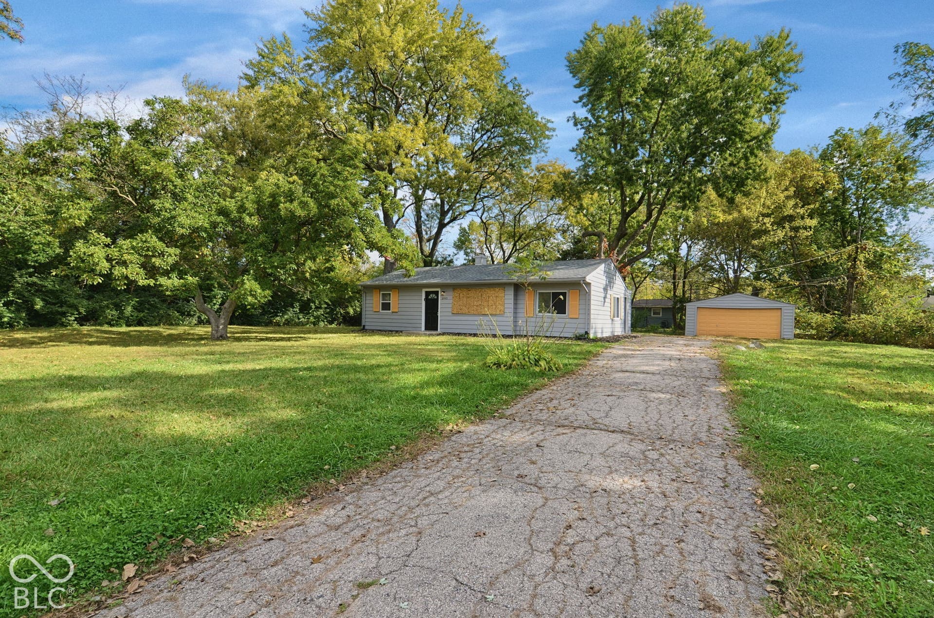 2445 N Pasadena, Indianapolis, IN 46219 2445 N Pasadena, Indianapolis, IN 46219