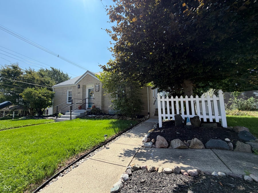 Property photo for 215 E 5th Street, Rushville, IN