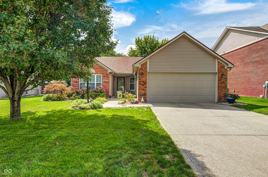 Property photo for 9717 Treyburn Green Way, Indianapolis, IN