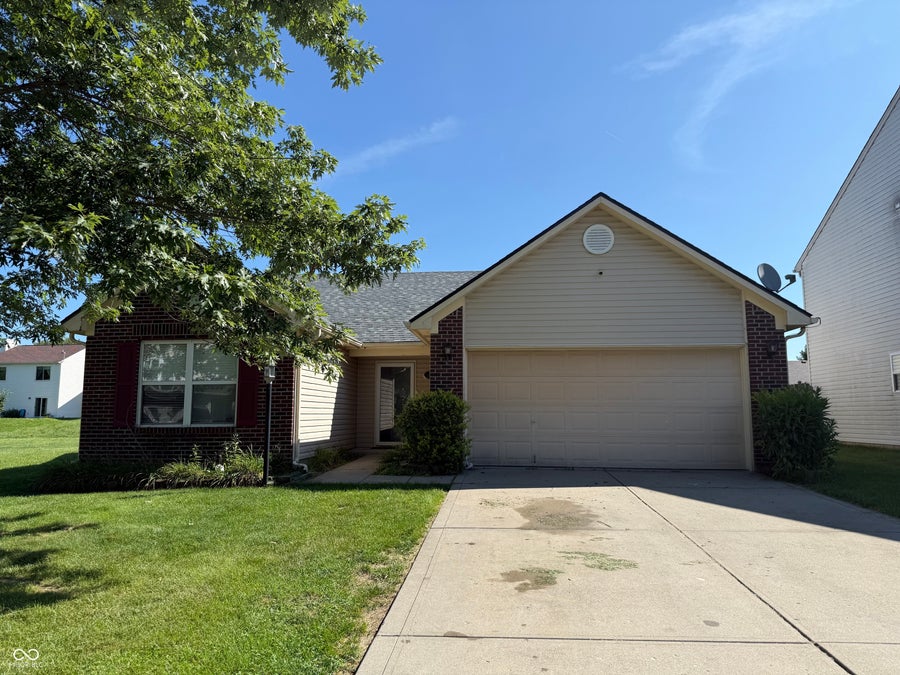 Property photo for 8113 Maple Stream Lane, Indianapolis, IN