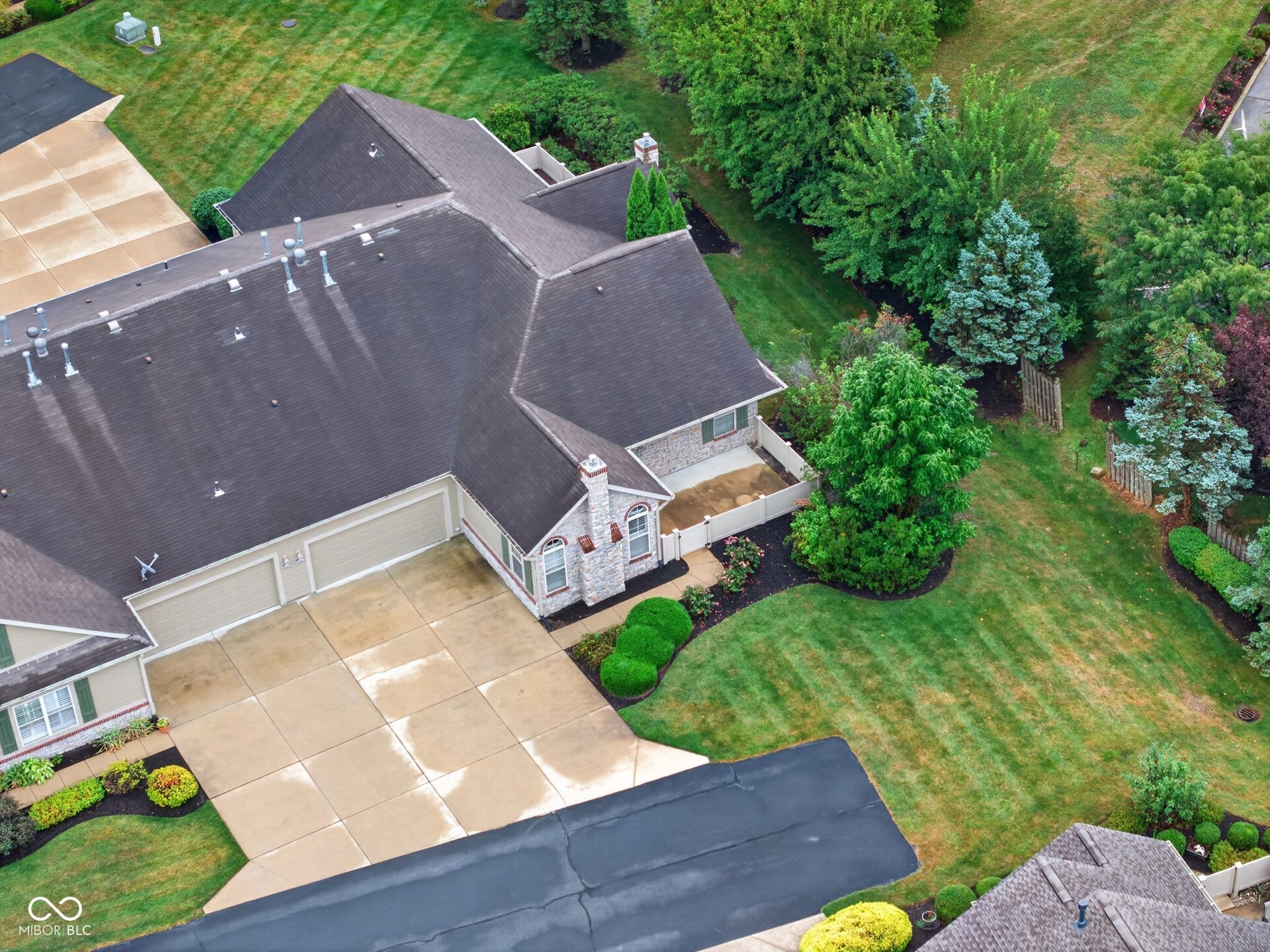 13839 Rue Charlot Lane, McCordsville, IN 46055