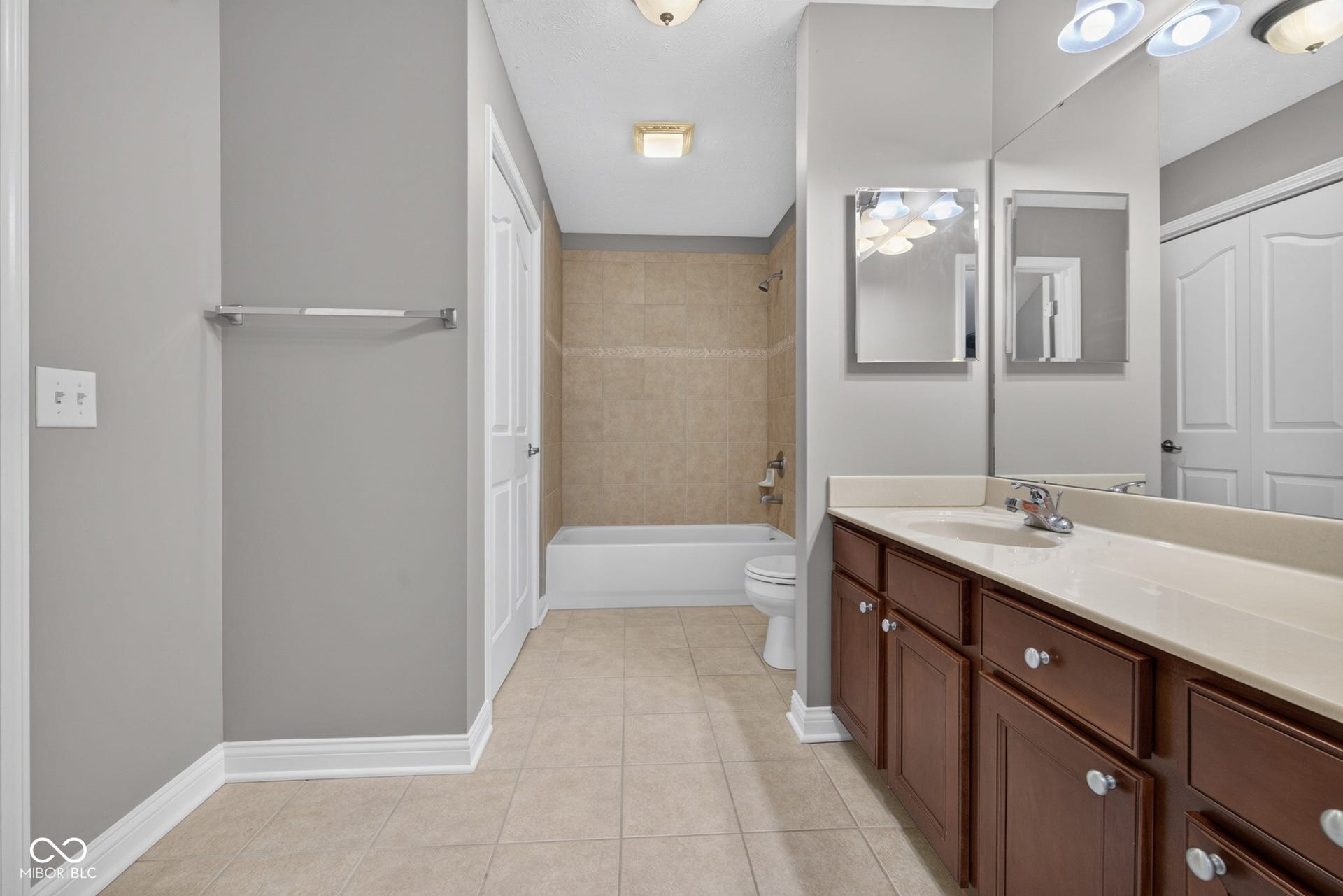 13839 Rue Charlot Lane, McCordsville, IN 46055