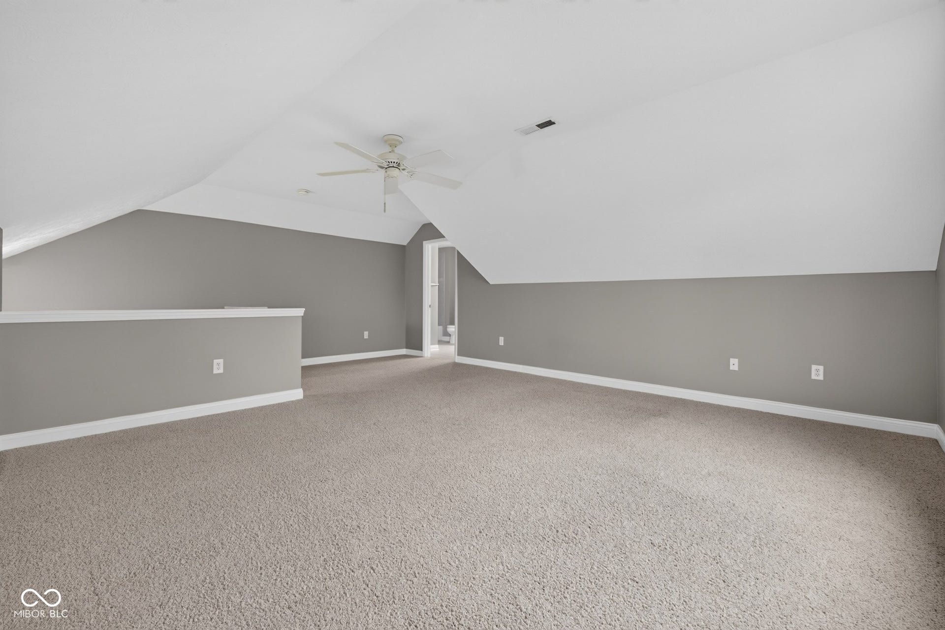 13839 Rue Charlot Lane, McCordsville, IN 46055