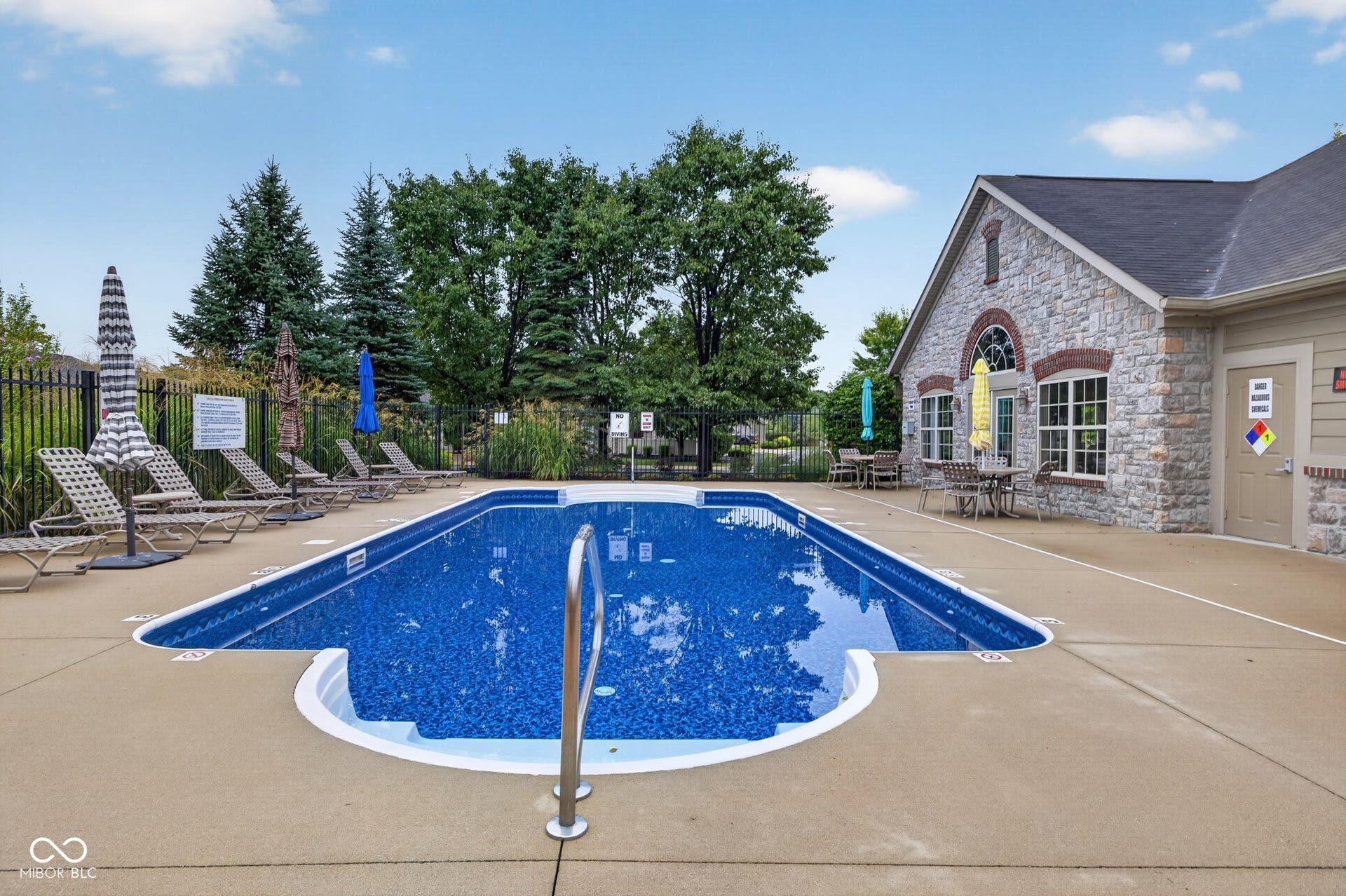 13839 Rue Charlot Lane, McCordsville, IN 46055